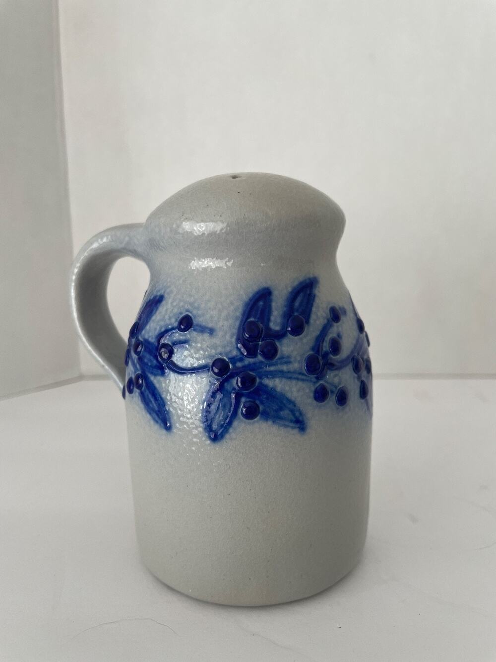Salmon Falls Pottery Berry Vine Single Shaker Berries Pottery Stoneware Retired